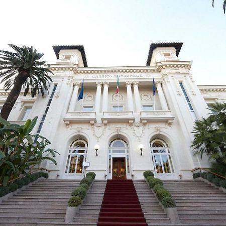 Appartamento Via Matteotti Санремо Экстерьер фото