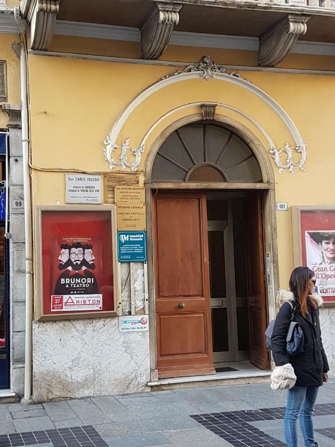 Appartamento Via Matteotti Санремо Экстерьер фото